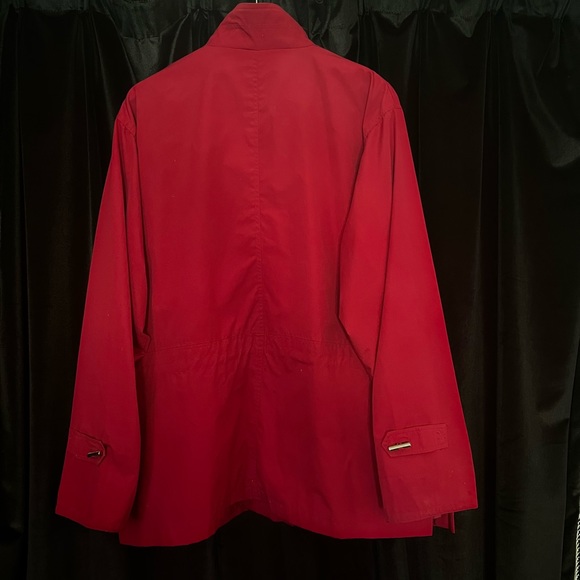 Red coat/jacket.Silver coloured adornments. Water repellent. Lined. Nautical - Picture 6 of 12
